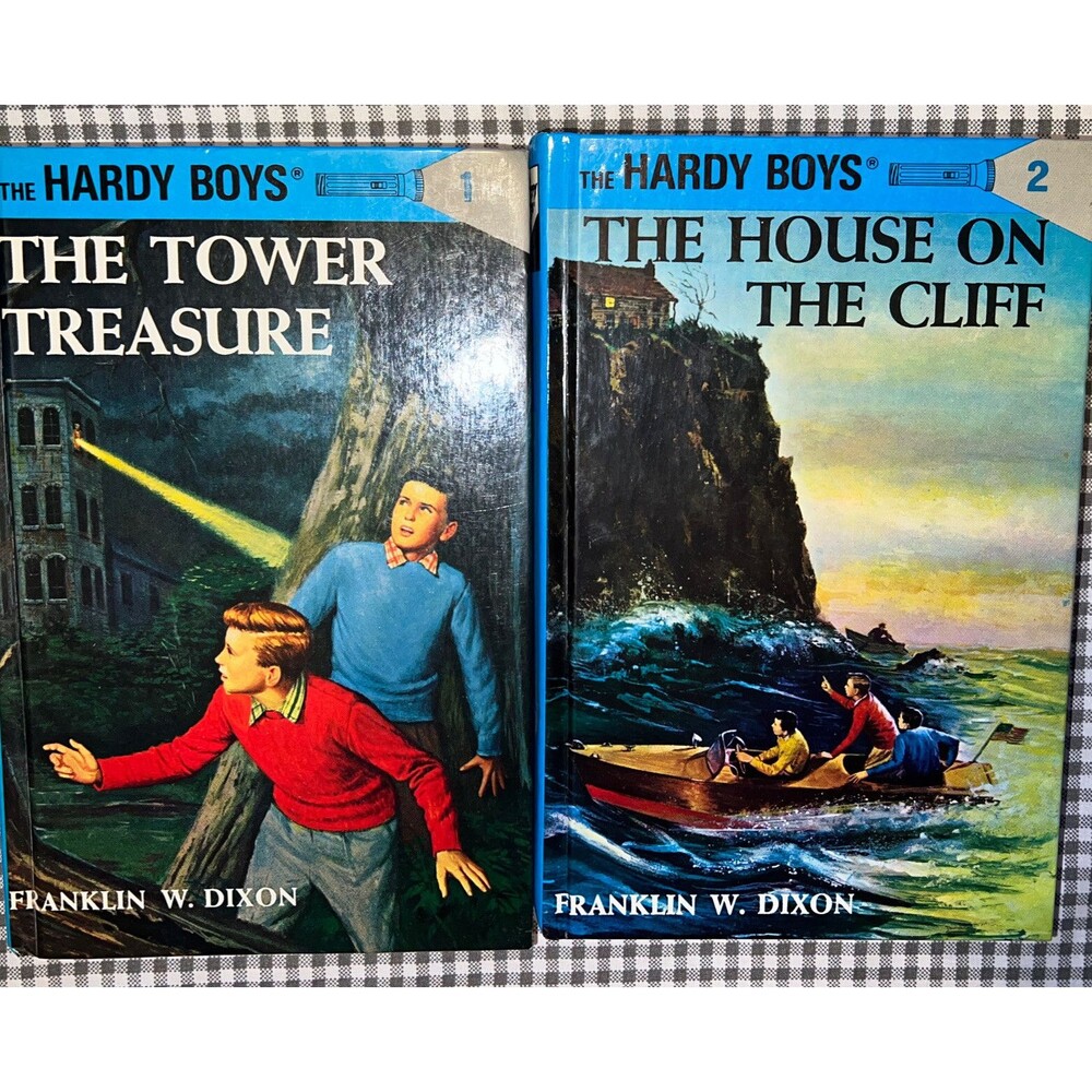 The Hardy Boys. House on the cliff & Tower Treasure.Blue Books 1 & 2. New